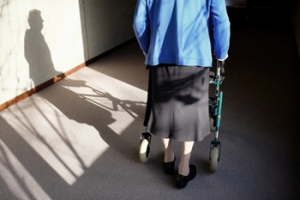 Tips for the Elderly to Maintain Healthy Feet